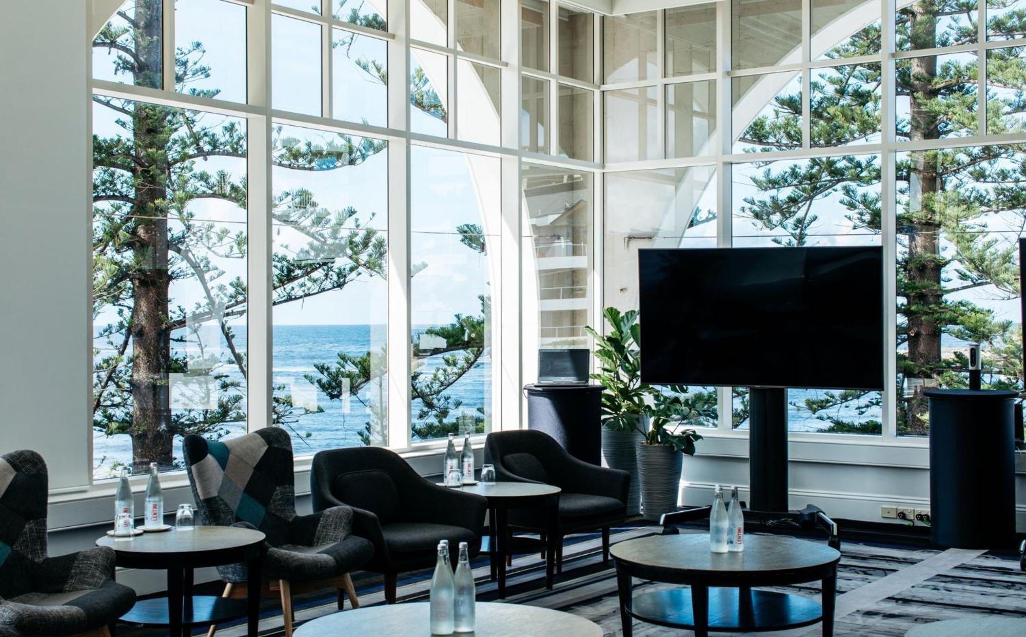 Crowne Plaza Terrigal Pacific By Ihg Hotel Exterior photo