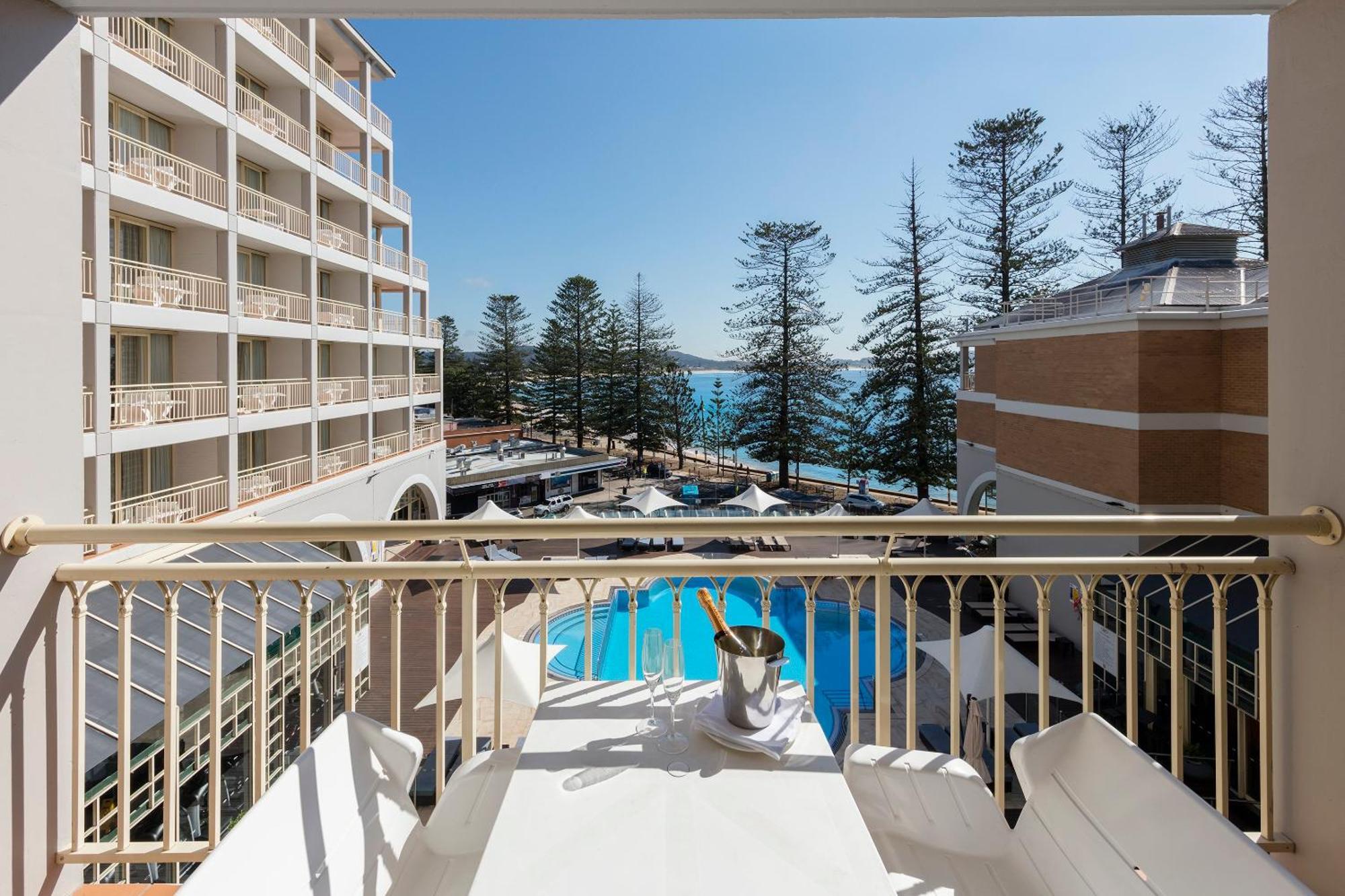 Crowne Plaza Terrigal Pacific By Ihg Hotel Exterior photo